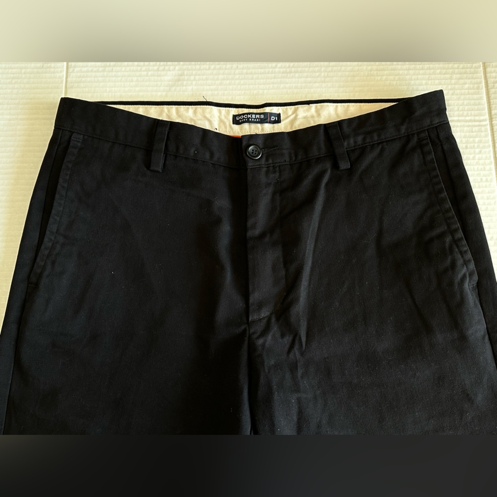Dockers Easy Khaki D1 mens pants - Picture 4 of 9